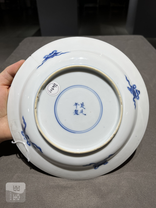 清康熙 青花松竹梅纹盘、青花人物纹盘（一组） - 图7
